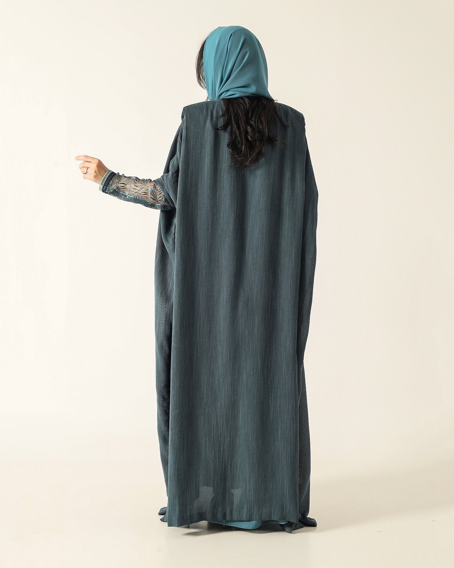 Linen Abaya 2 - Image 4