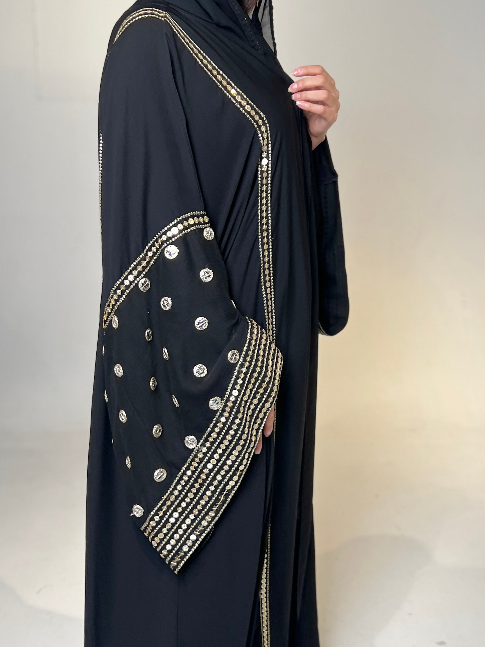 عباية النور - صورة 2
