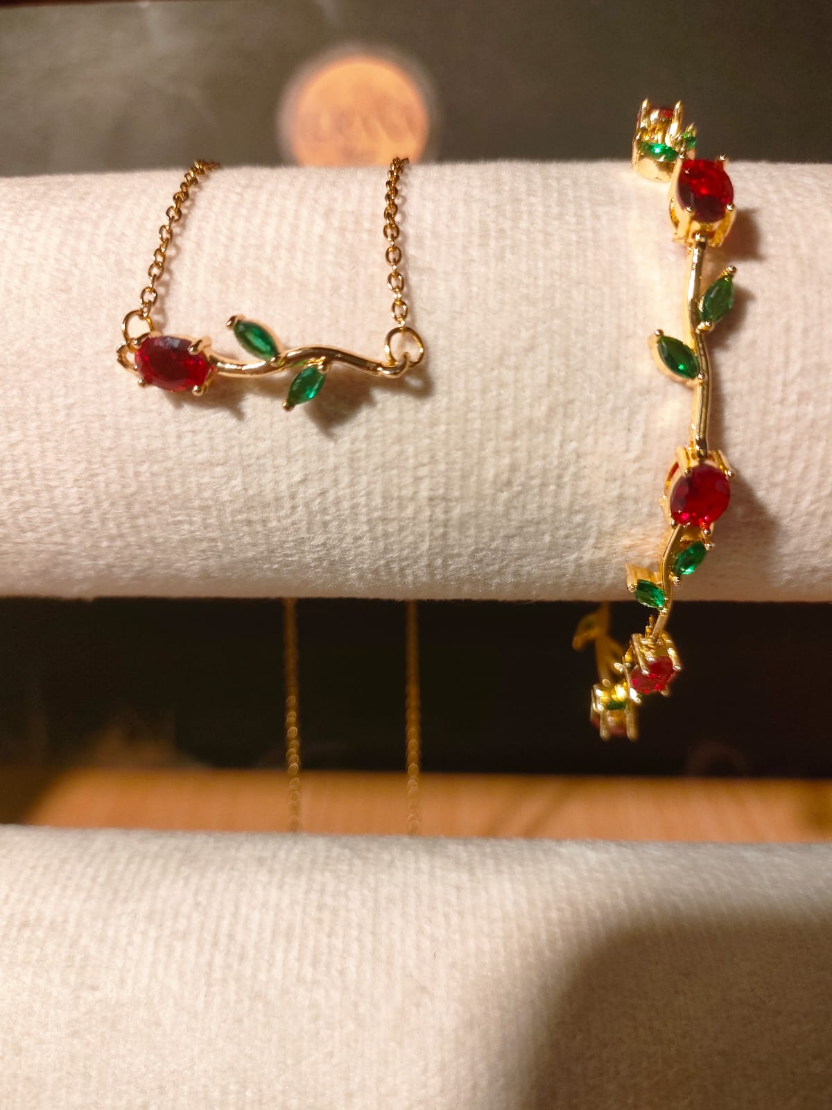 Tulip Bracelet and necklace ✨ - Image 1