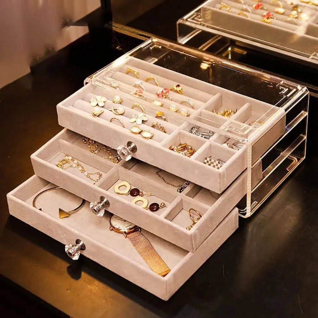 3 layer of accessories organization - Image 1