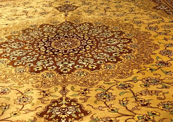 سجاد قم حرير ايراني مقاس 130x200 - Image 2