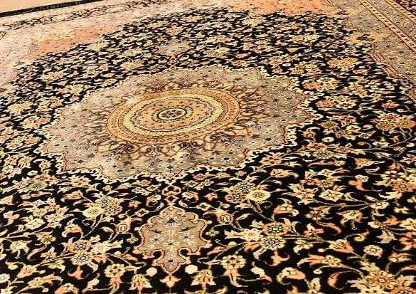 سجاد قم حرير ايراني مقاس 130x200  - Image 2