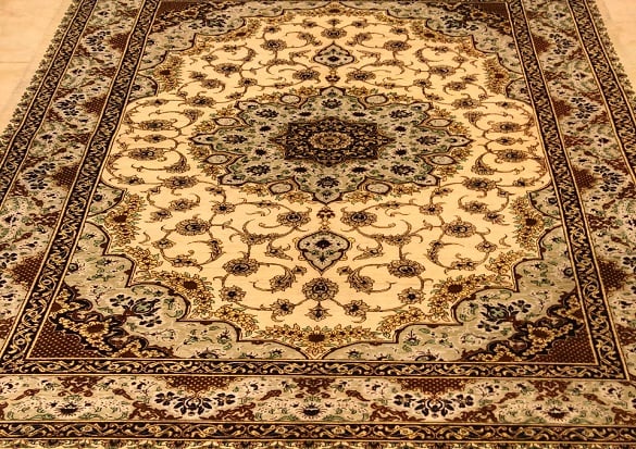 سجاد قم حرير ايراني مقاس 125x200 - Image 1