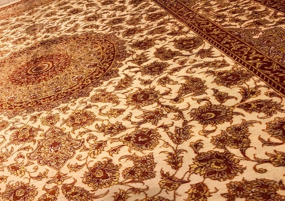 سجاد قم حرير ايراني مقاس 130x200 - صورة 2