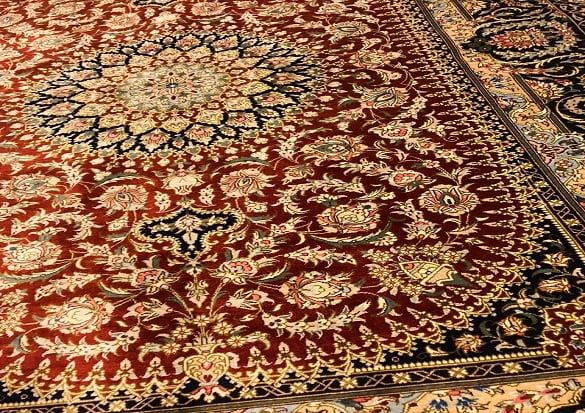 سجاد قم حرير ايراني مقاس 130x200 - Image 3