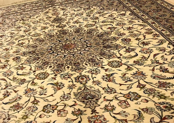سجاد قم حرير ايراني مقاس 130x200 - صورة 2