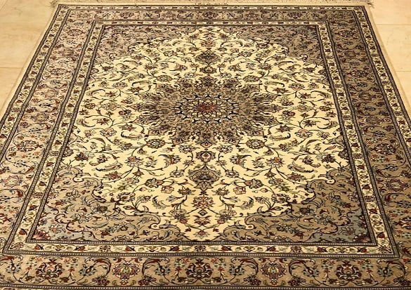 سجاد قم حرير ايراني مقاس 130x200 - صورة 1