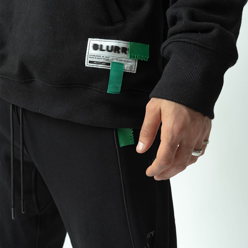 Classic Black Hoodie ( Unisex ) - صورة 4