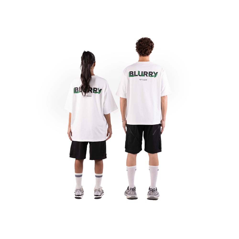 Blurry white T-shirt - صورة 2