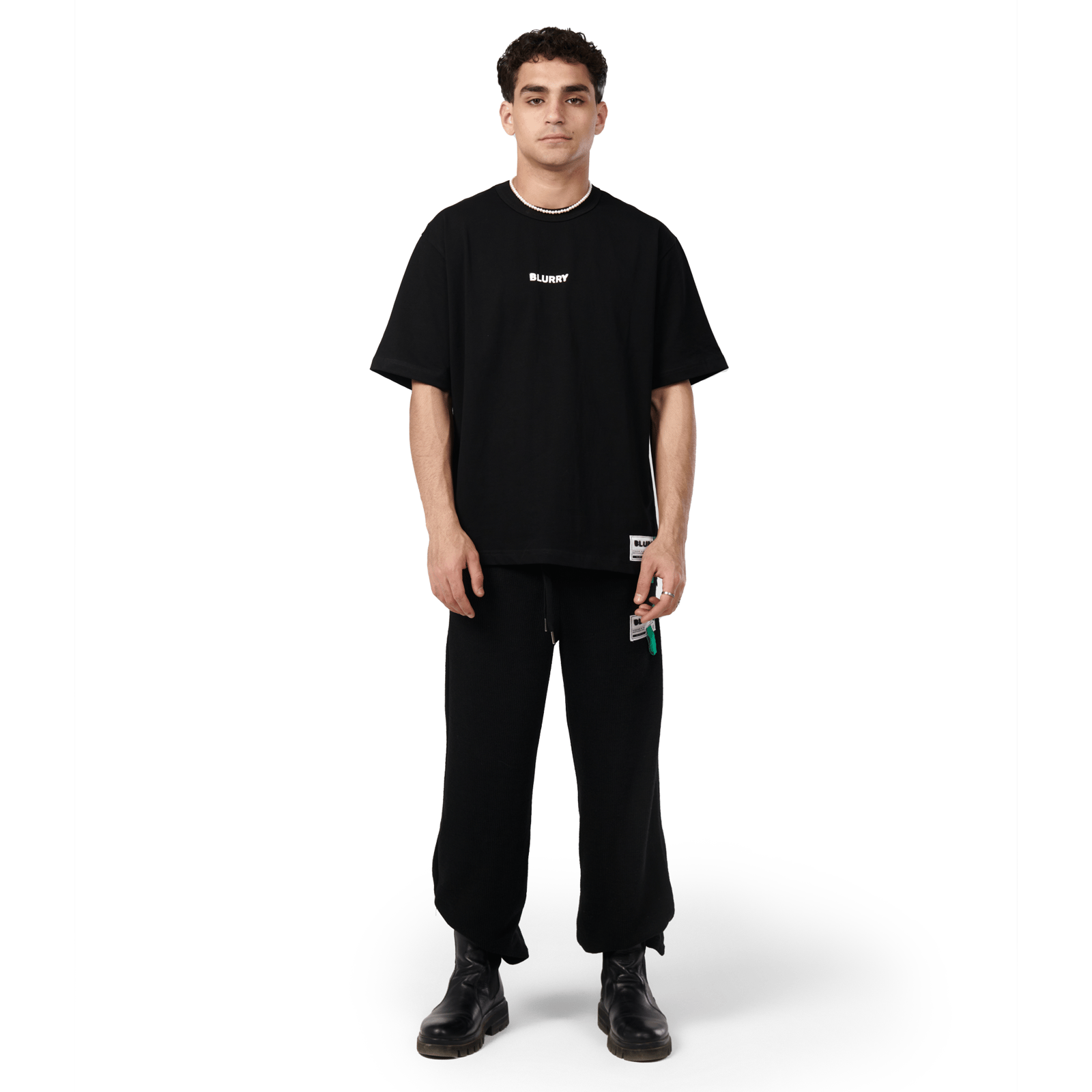 Black - Blurry - صورة 4