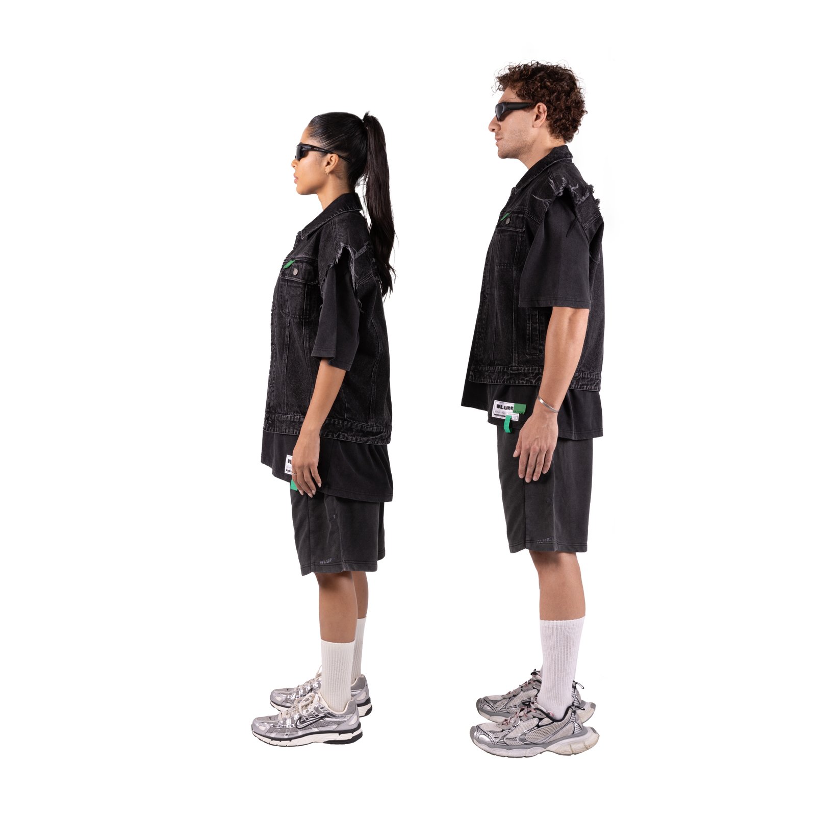 B-logo black vest - Image 6