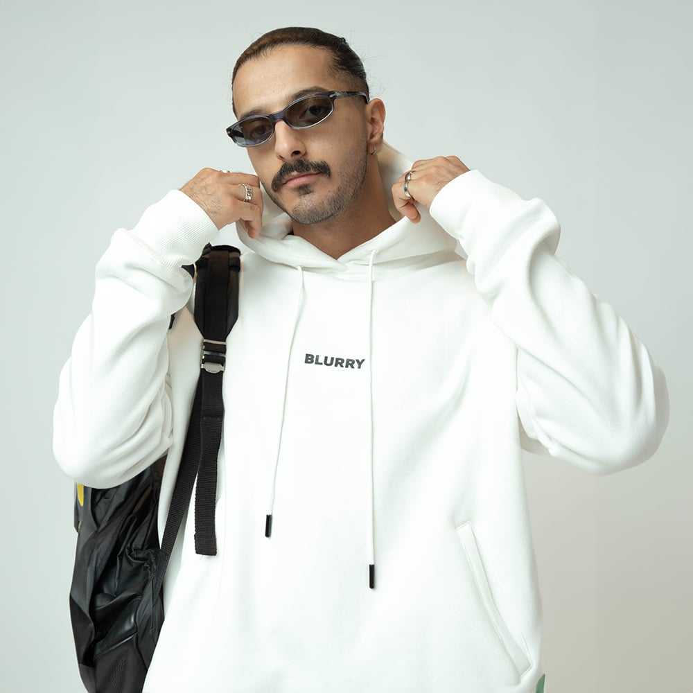 Classic White Hoodie ( Unisex ) - صورة 3