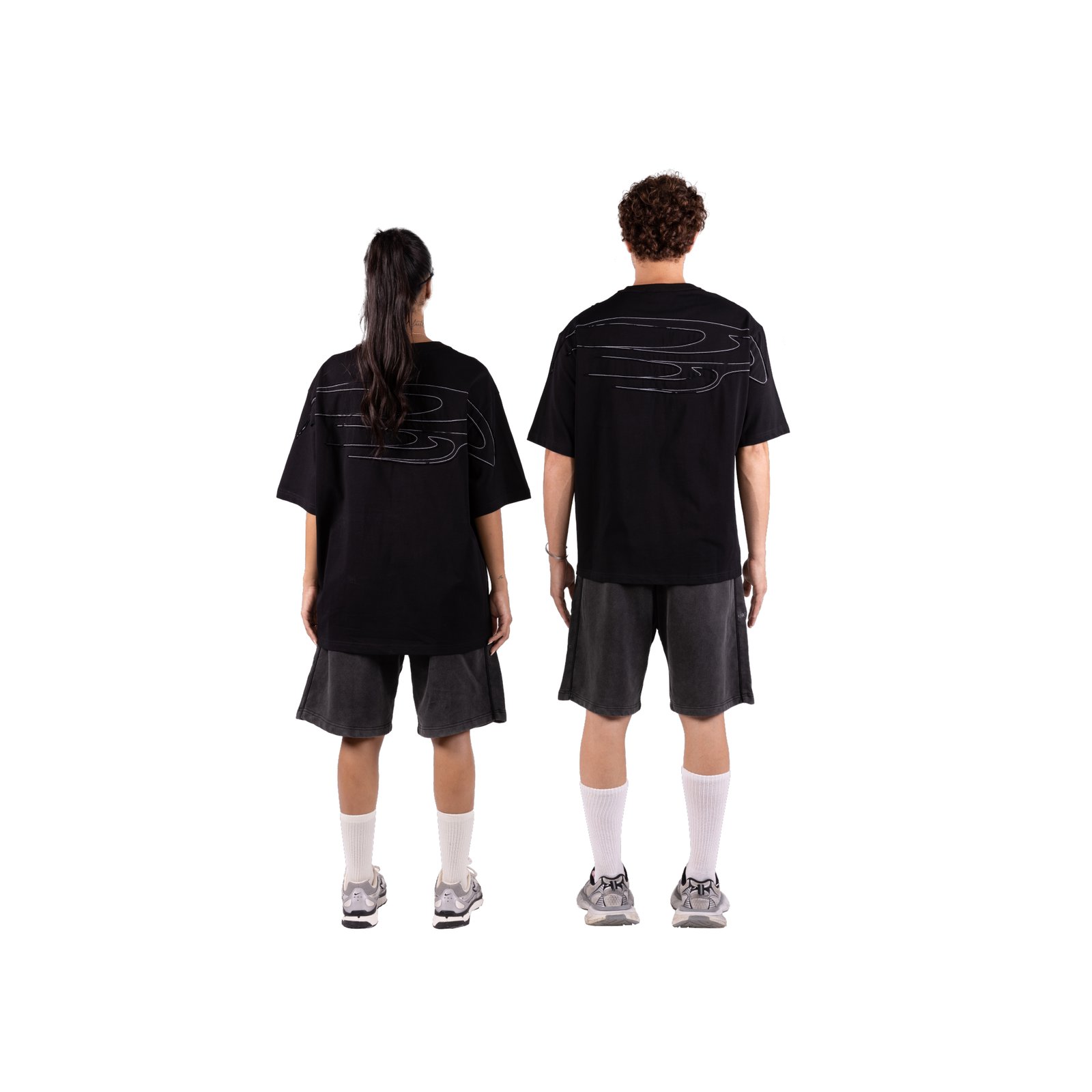 B-logo black T-shirt - صورة 3
