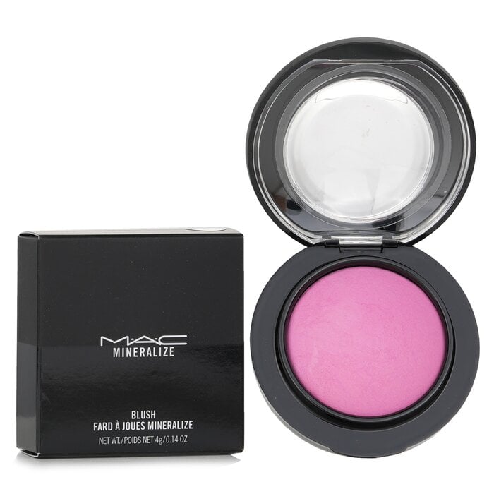 Mineralize Blush - Bubbles, Please (Bright Bubblegum Pink) 4g/0.14oz by MAC - Image 2