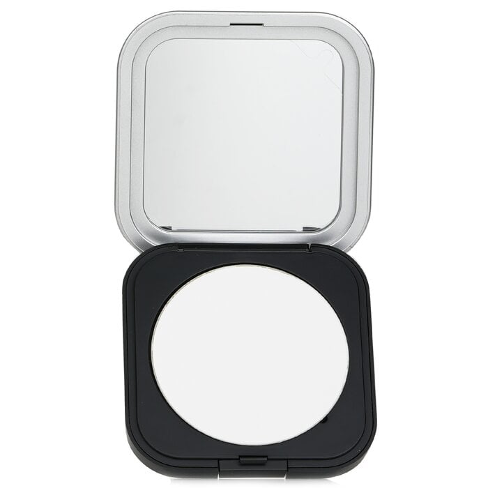 Ultra HD Microfinishing Pressed Powder - # 01 (Translucent) 6.2g/0.21oz by Make Up For Ever - Image 1