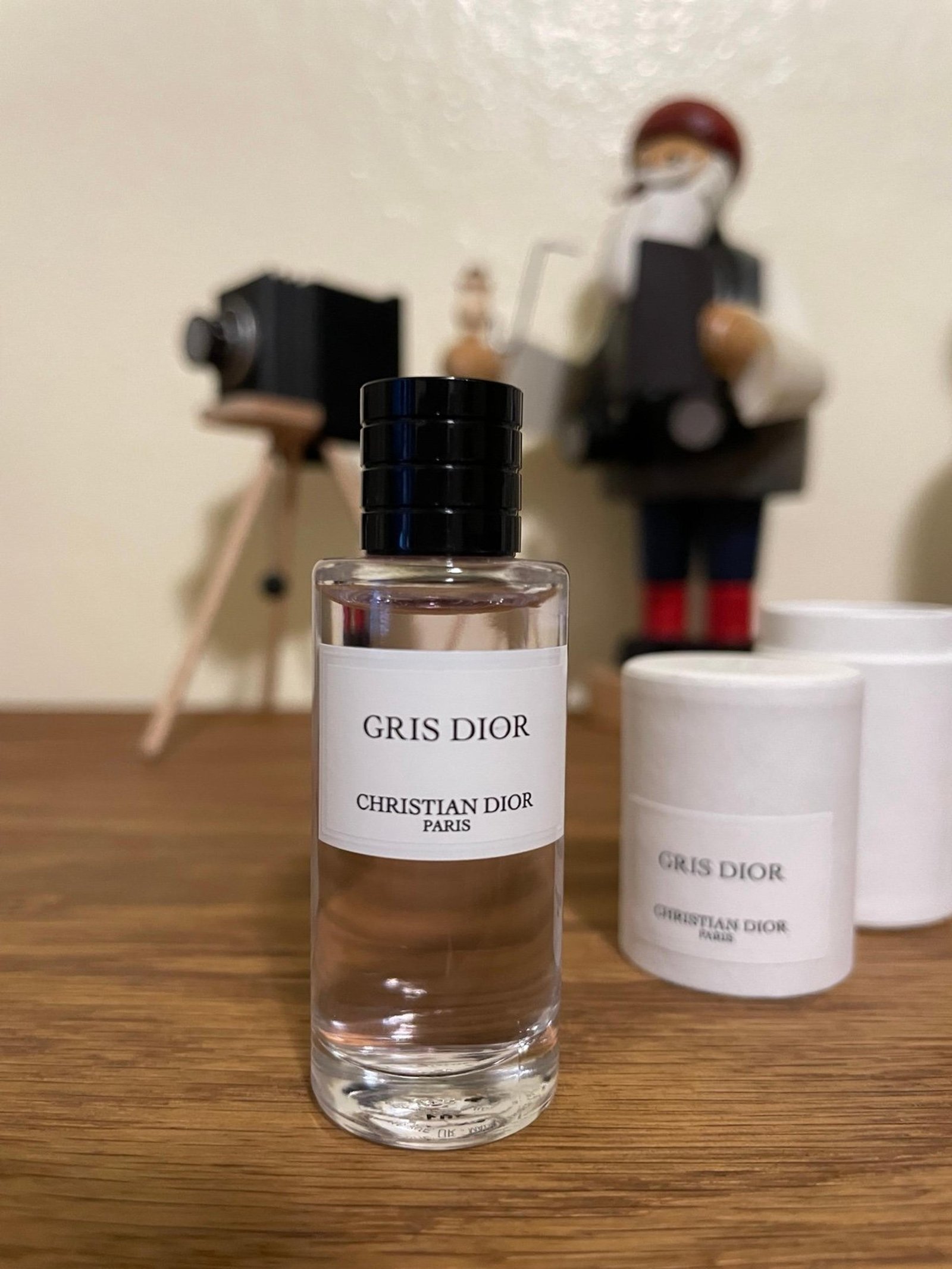 Original Dior Gris Dior Eau de Parfum Sample – 7.5ml with Original Box - Image 3
