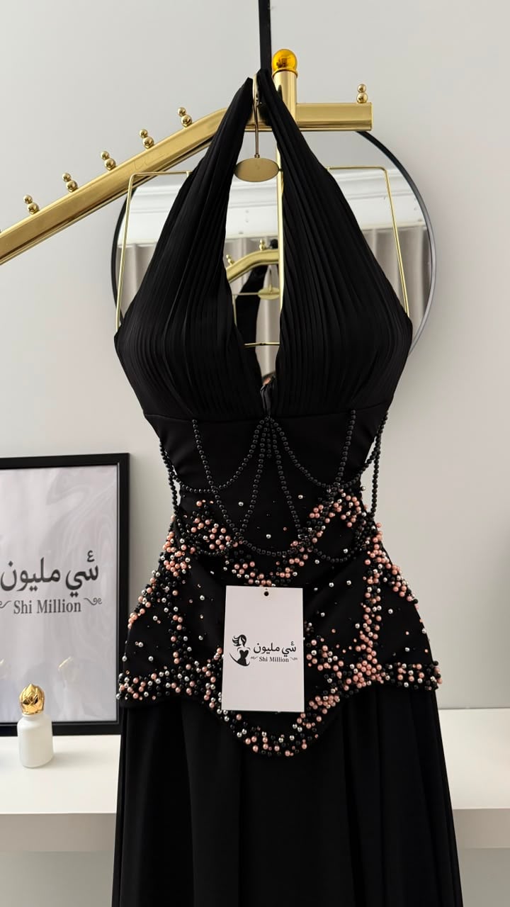 فستان سهرة سحر الليل المرصّع - صورة 2