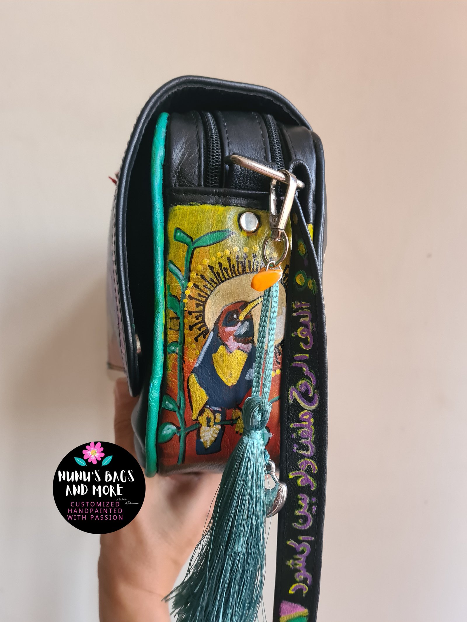 حقيبة يد كلمات عربية Arabic words crossbody bag  - Image 2