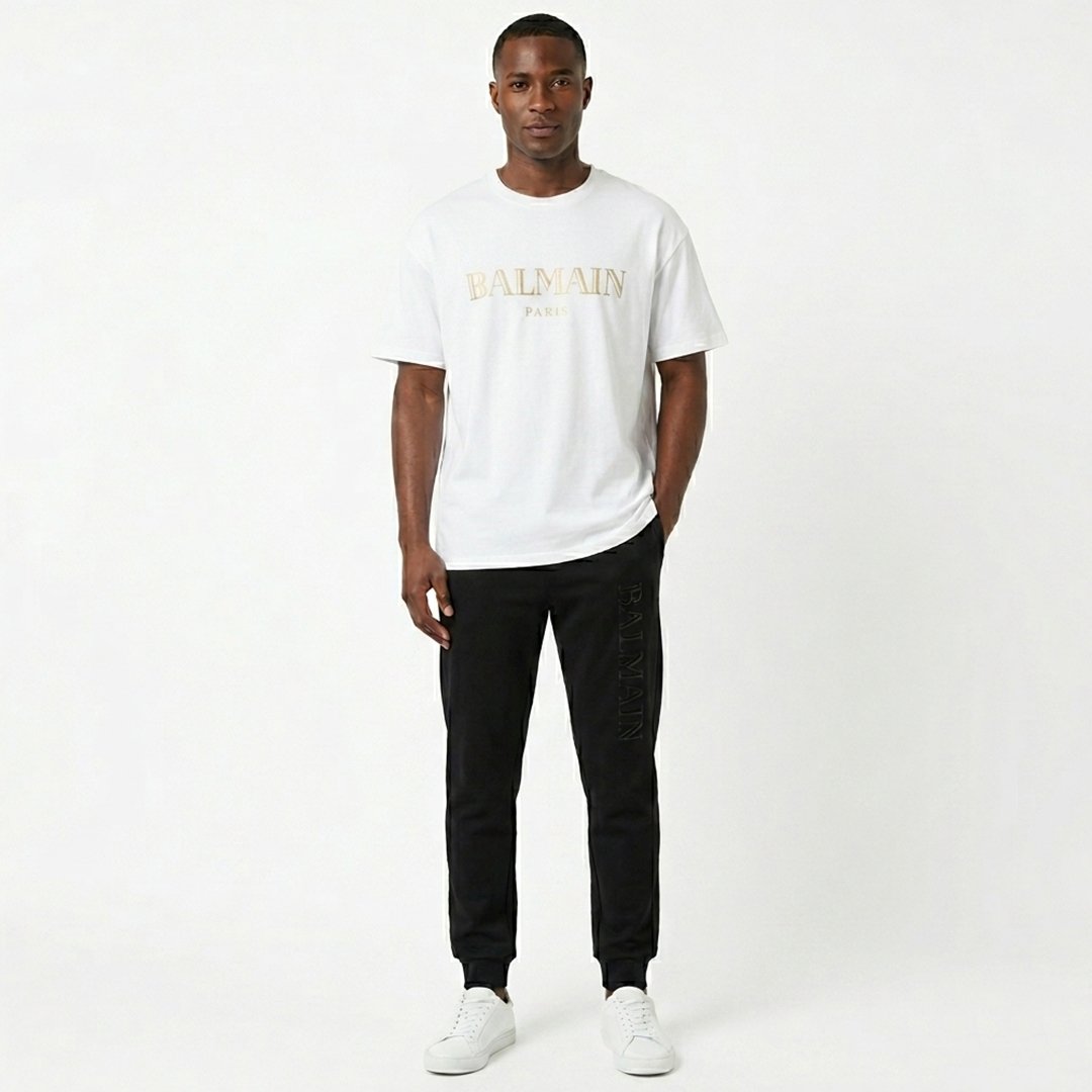 طقم balmain - صورة 1