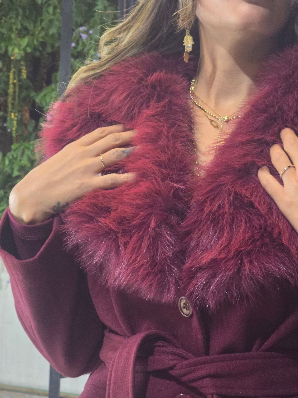 Burgundy fur wool coat with side pockets and belt - صورة 5