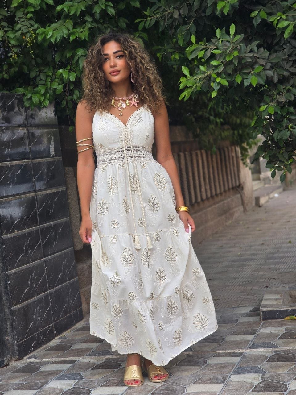 Créme embroidered dress  - Image 4