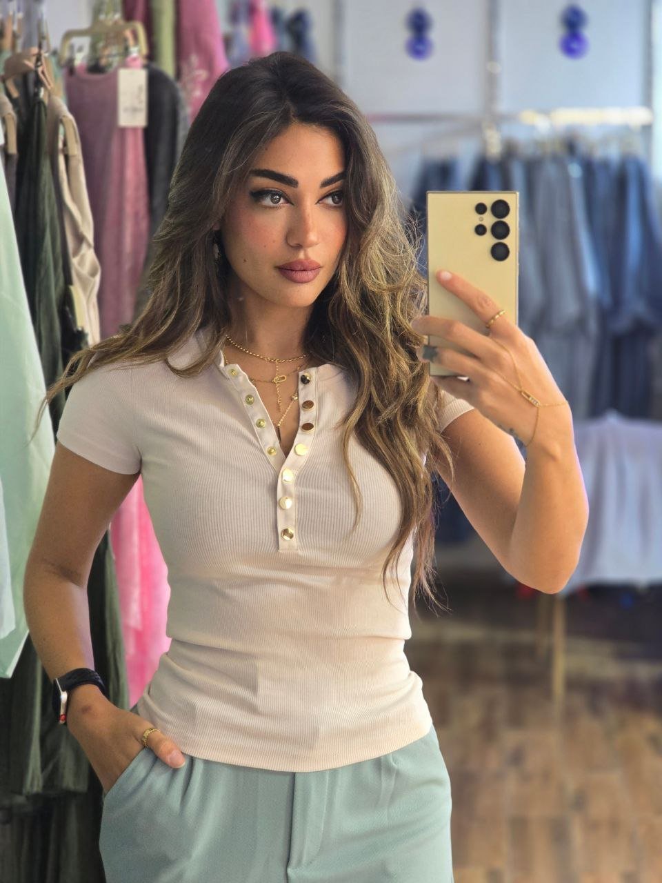 Shaper top with front gold buttons  - Image 9