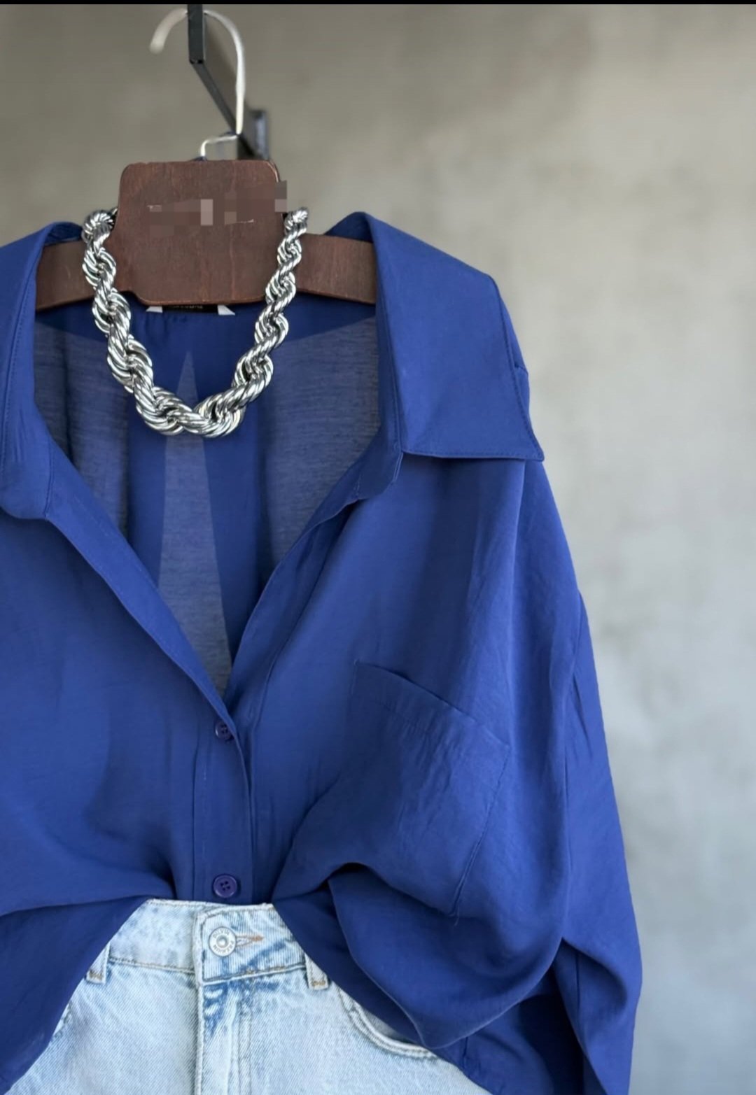 Navy blue linen shirt - صورة 2