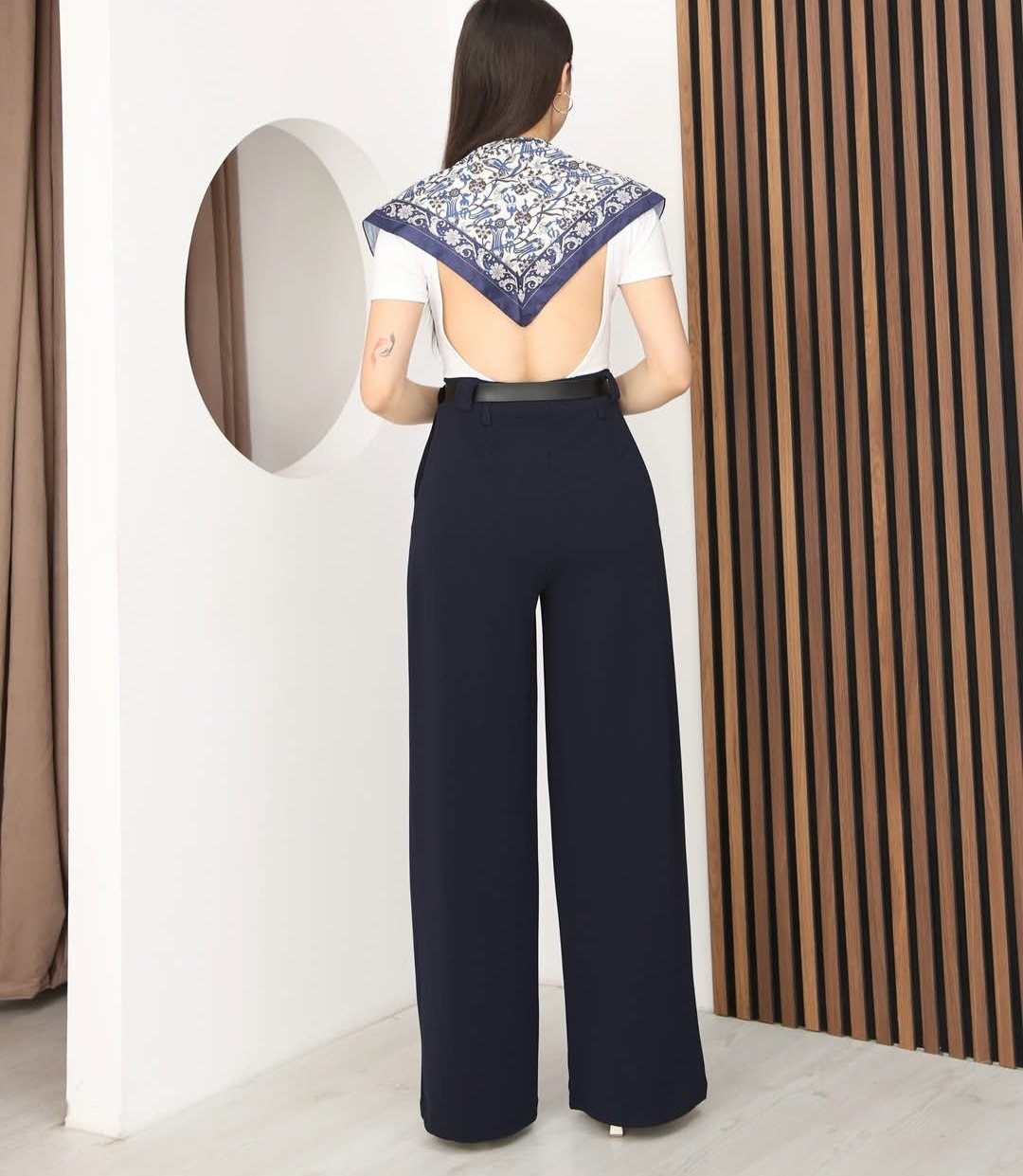 Black formal pants with gold buckle belt - Image 3