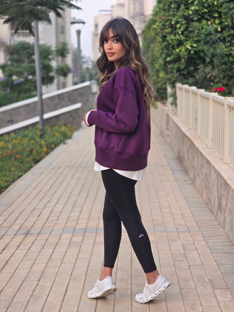 Grape royal fleeced sweater - Image 4