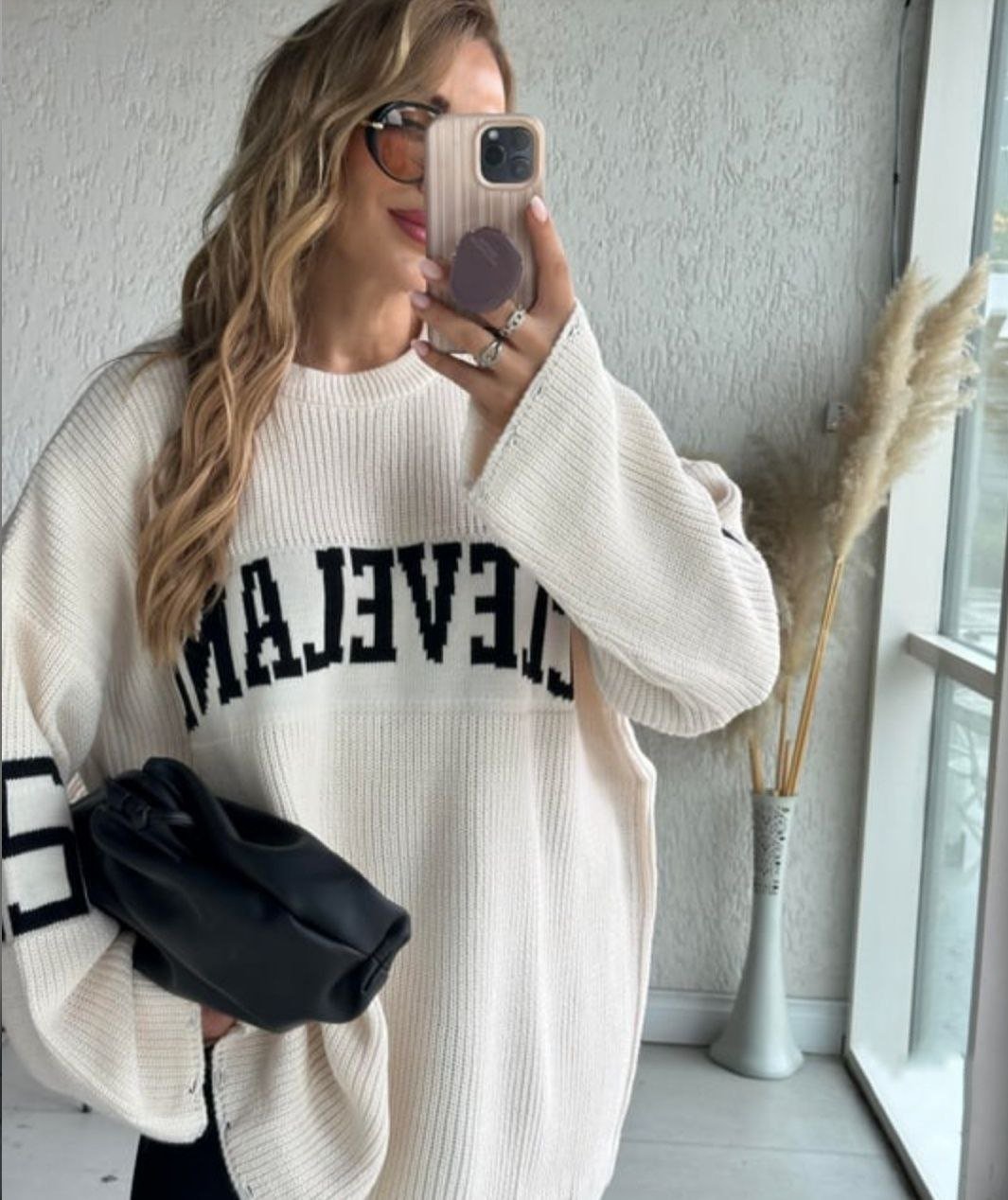 Offwhite Knitted Cleveland  - Image 8