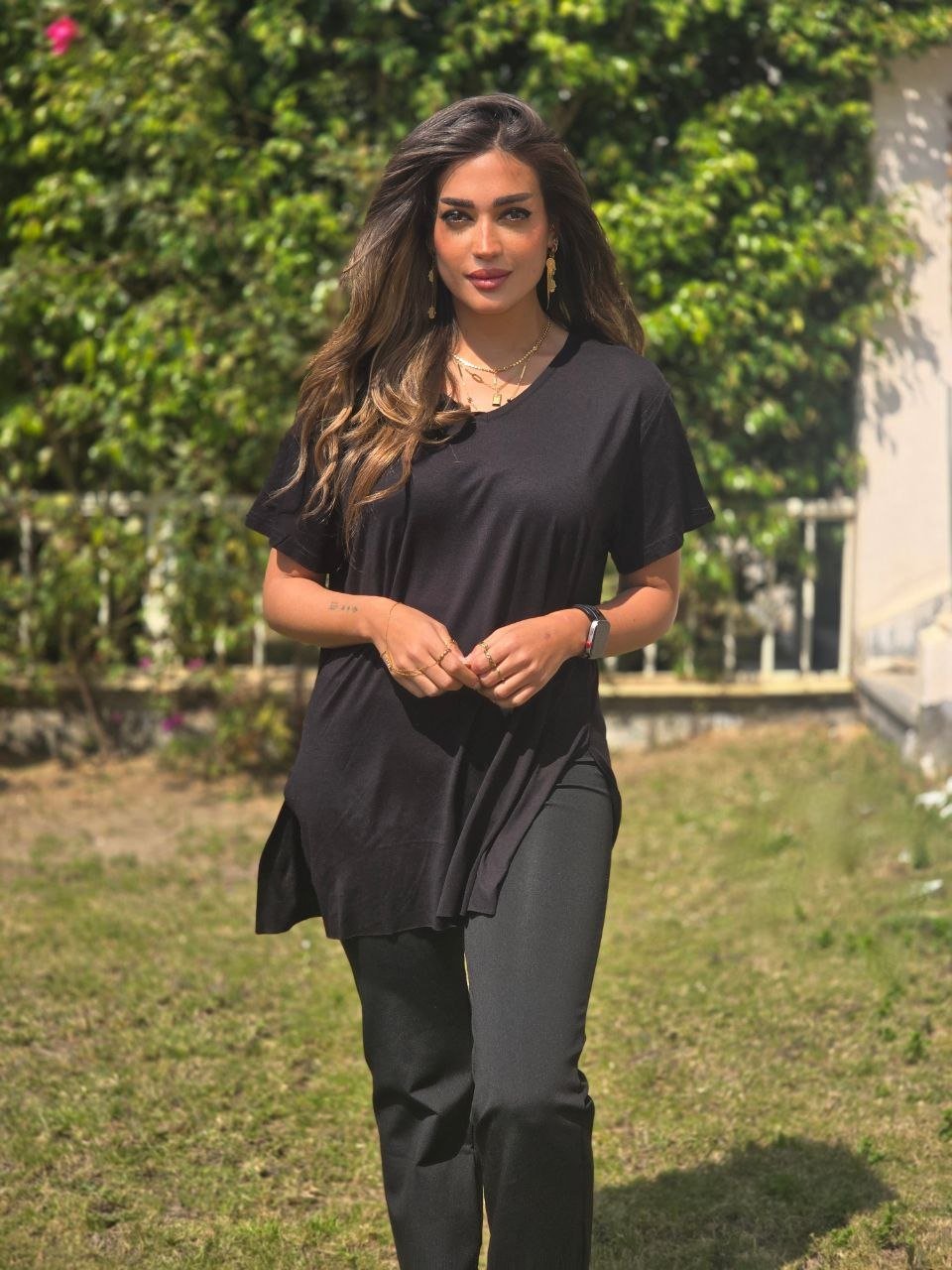 Black basic v yaka viscon tshirt - Image 3
