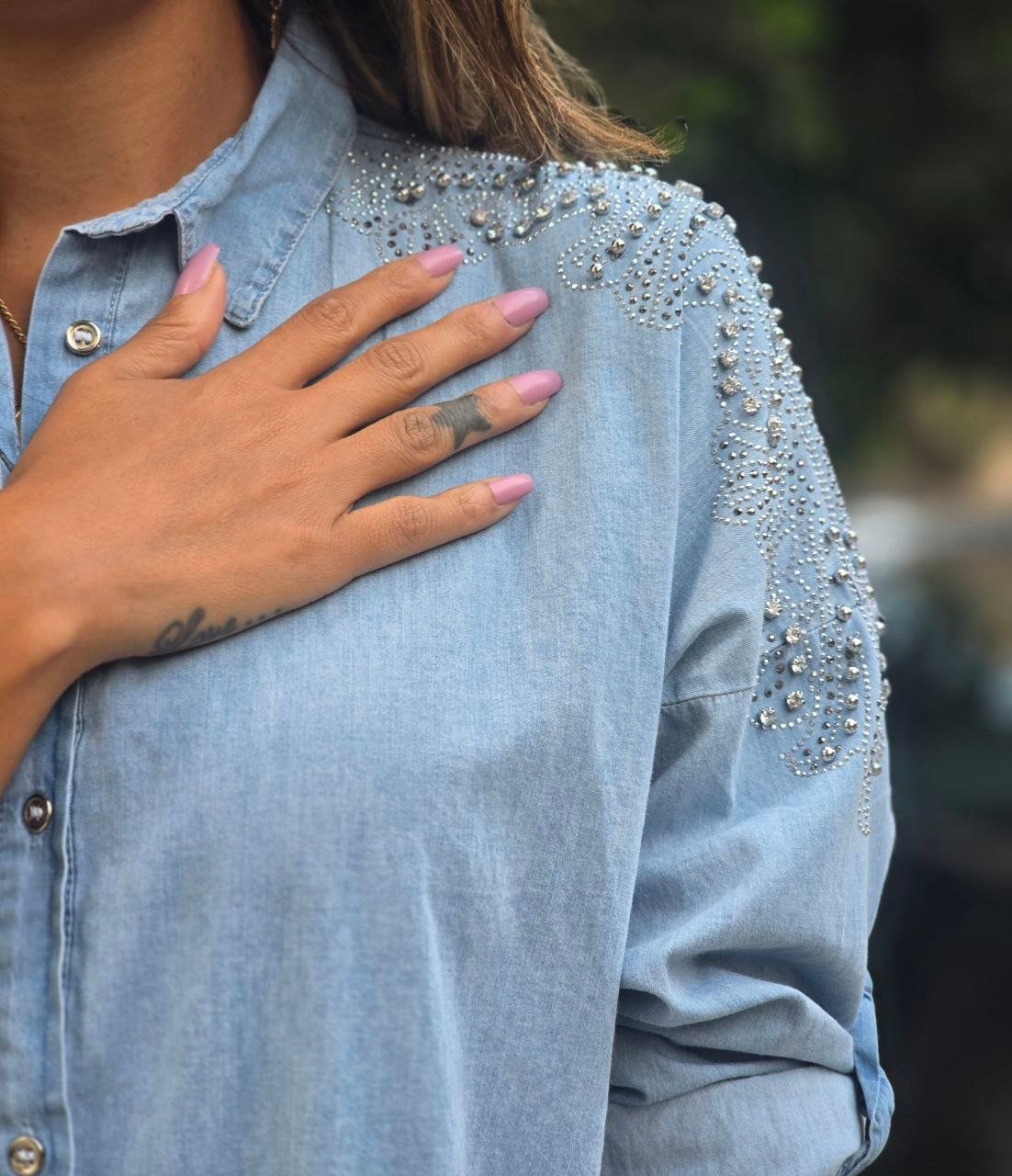 Light blue denim embroidered shirt - Image 5