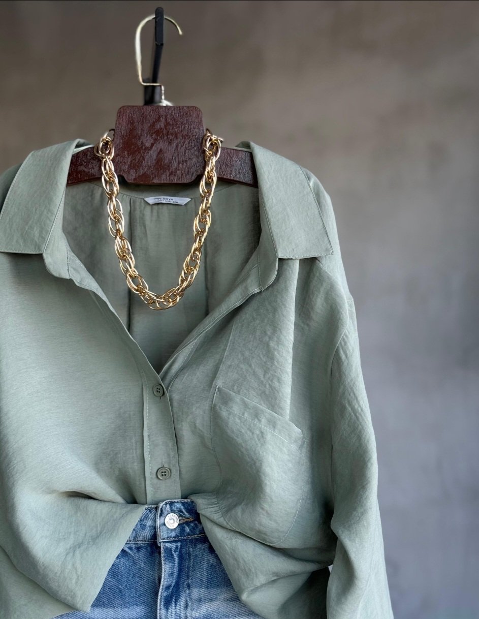 Olive basic shirt 🫒 - Image 3