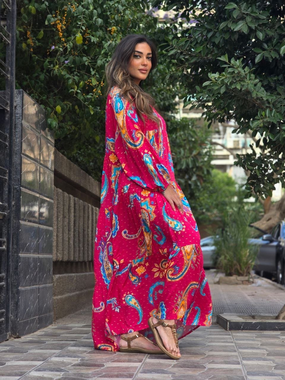 Fushia multicolour dress with gold shimmer - Image 6