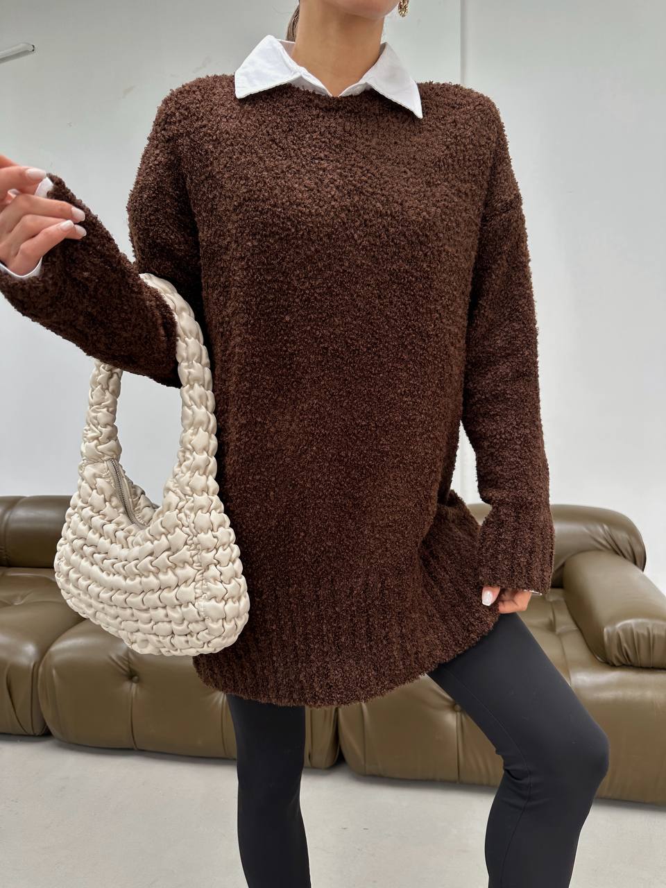 Nubby Textured Chocolate Brown knit Pullover  - صورة 2