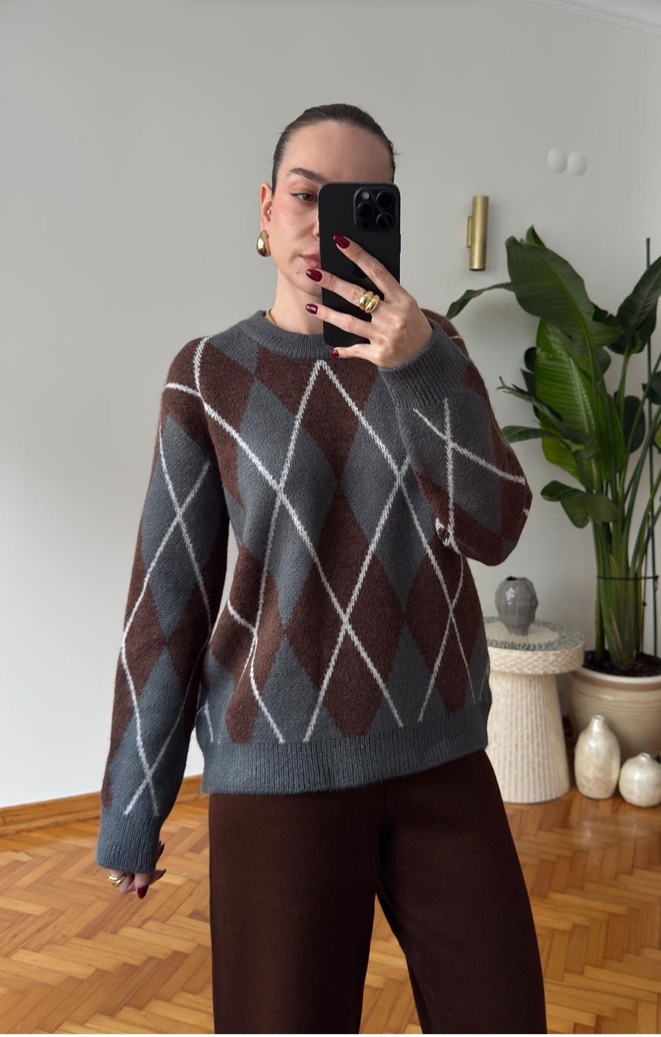 Grey Brown Argyle Pullover  - صورة 7