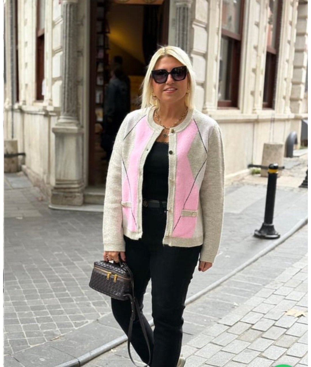 Créme Pink Baklava Hirka With Gold Buttons - Image 6