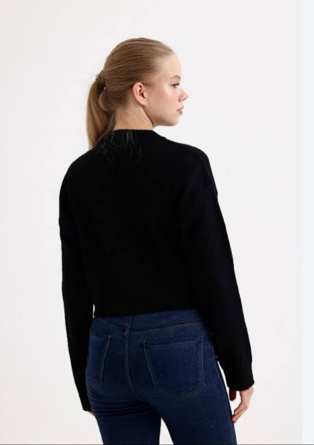 Black Crop Wool Pullover  - صورة 3