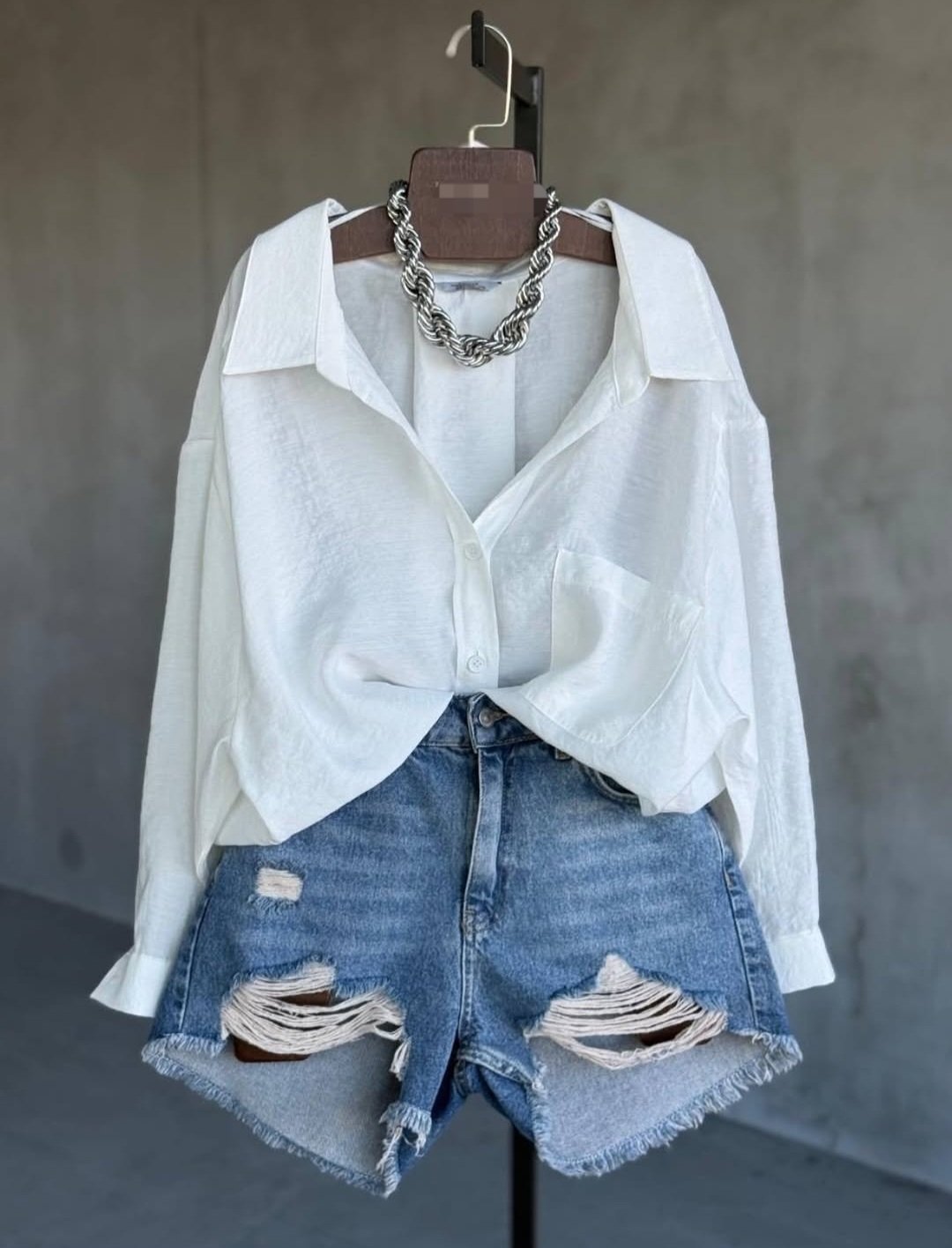 White oversize linen shirt - Image 1