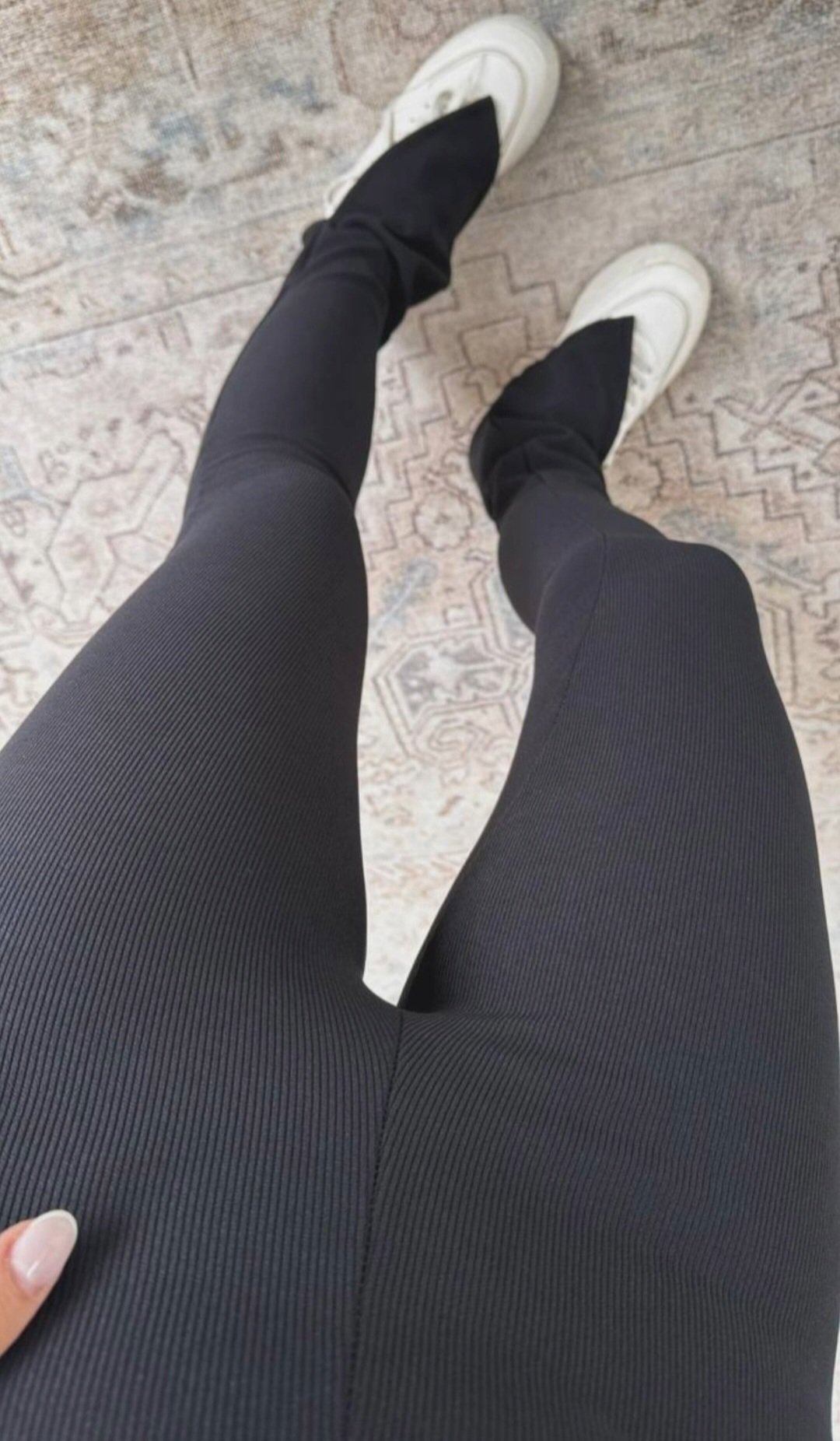 Flare pants with side slits  - Image 4