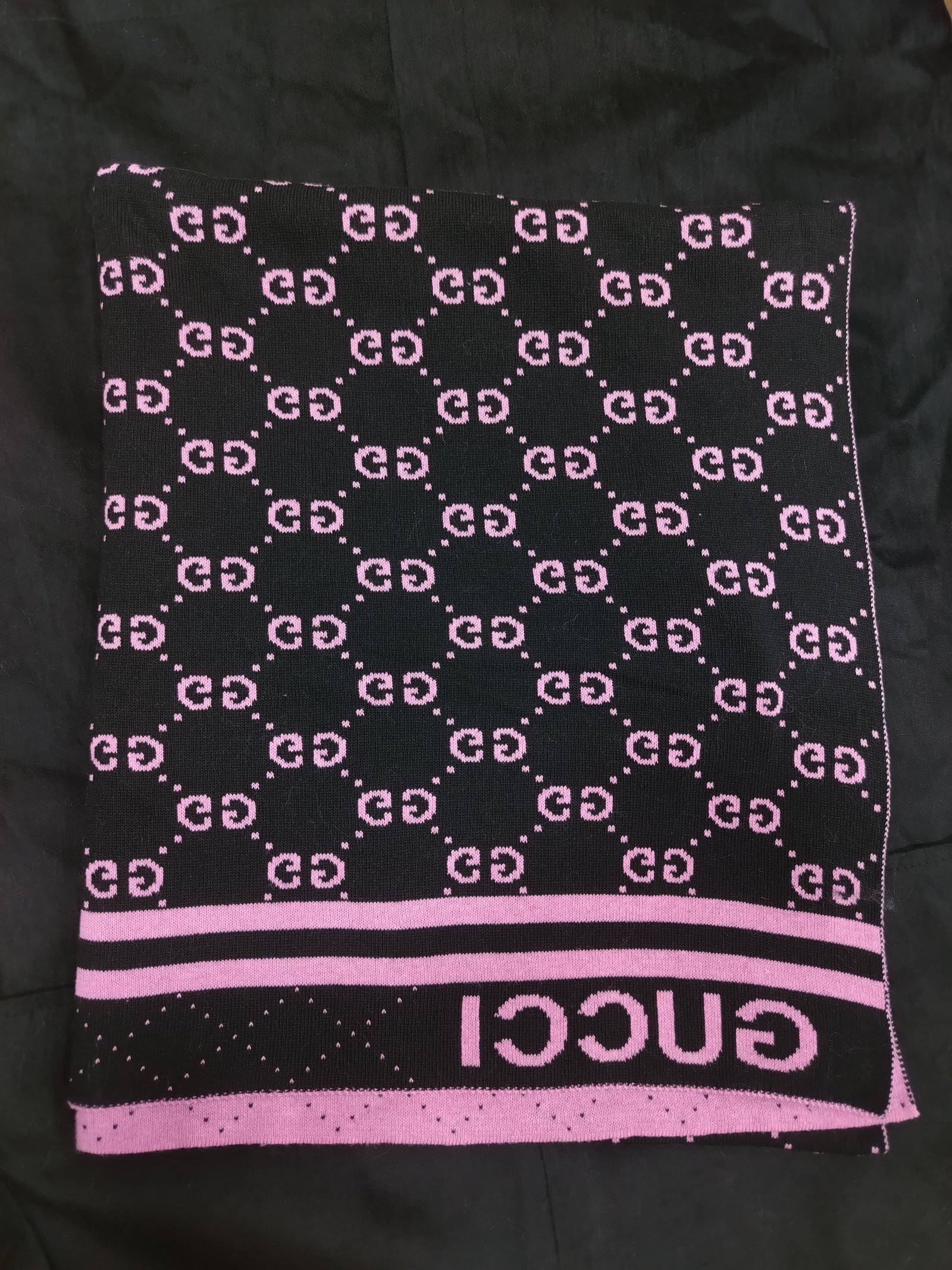 Gucci Shawl  - Image 3