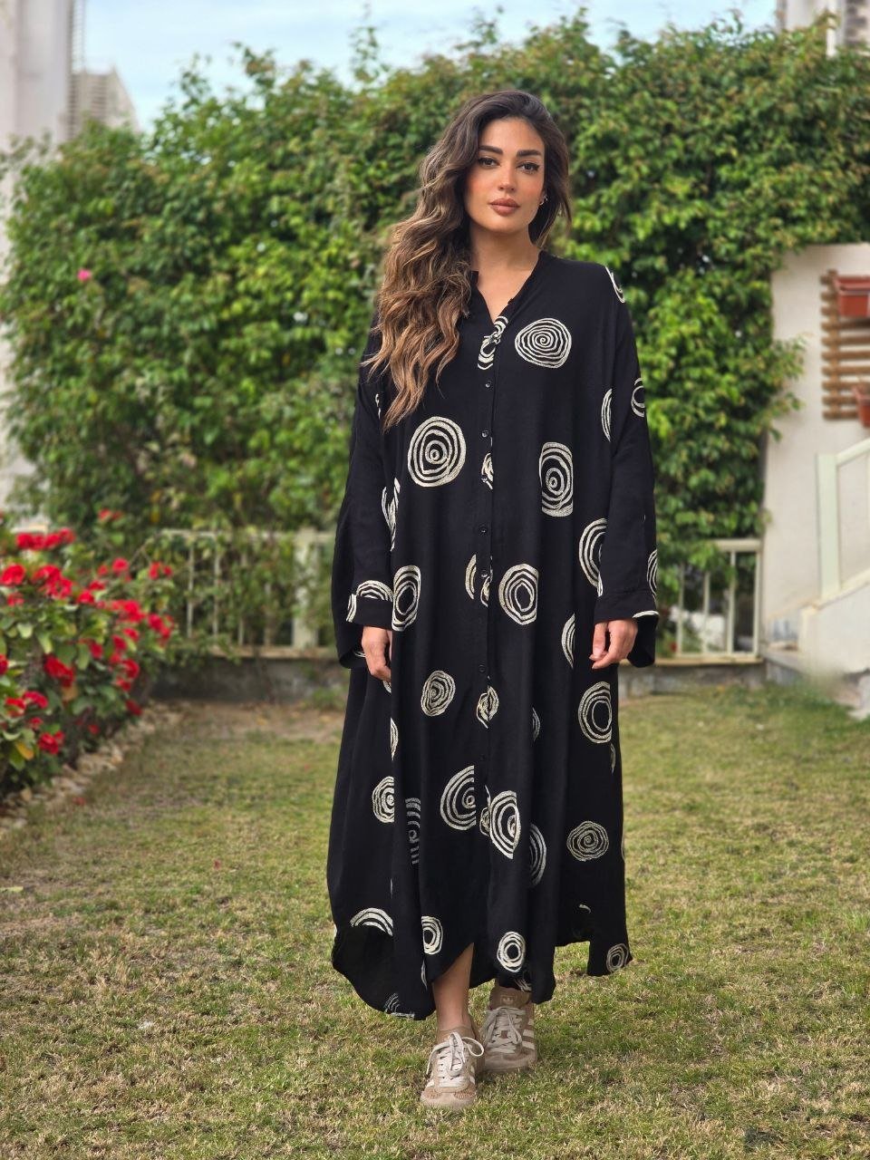 Black tunic gold embroidered  - Image 2