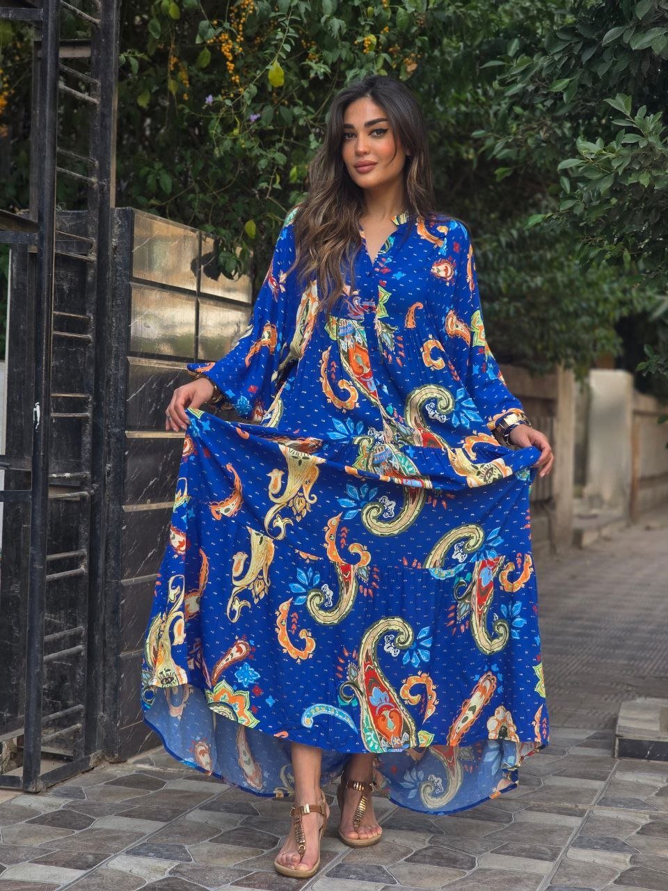 Royal blue multicolour dress with gold shimmer - Image 3