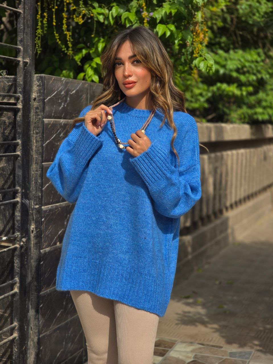 Blue crew neck oversize pullover  - صورة 3