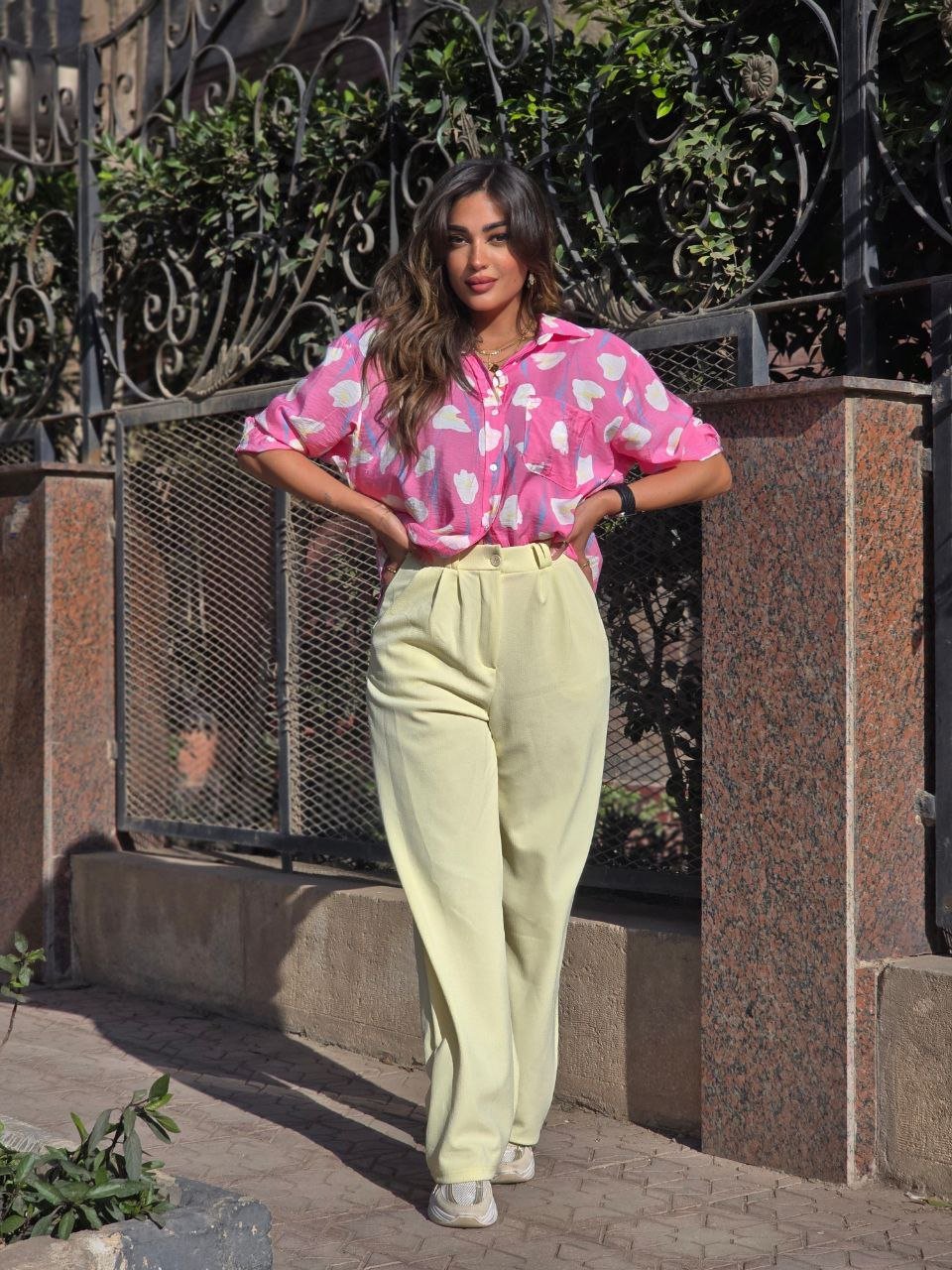 Pink Floral Shirt - صورة 3