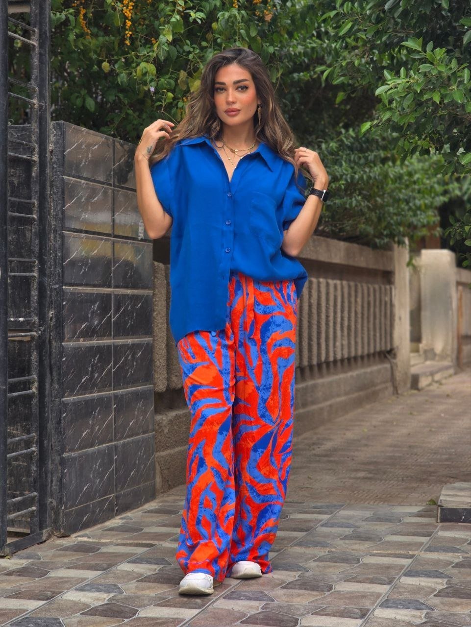Royal blue linen shirts - صورة 2