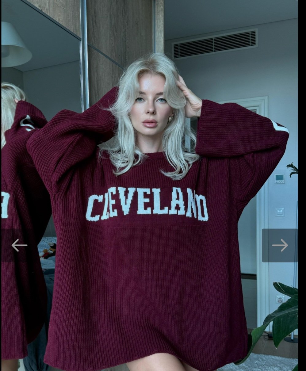 Burgundy Knitted Cleveland  - Image 7
