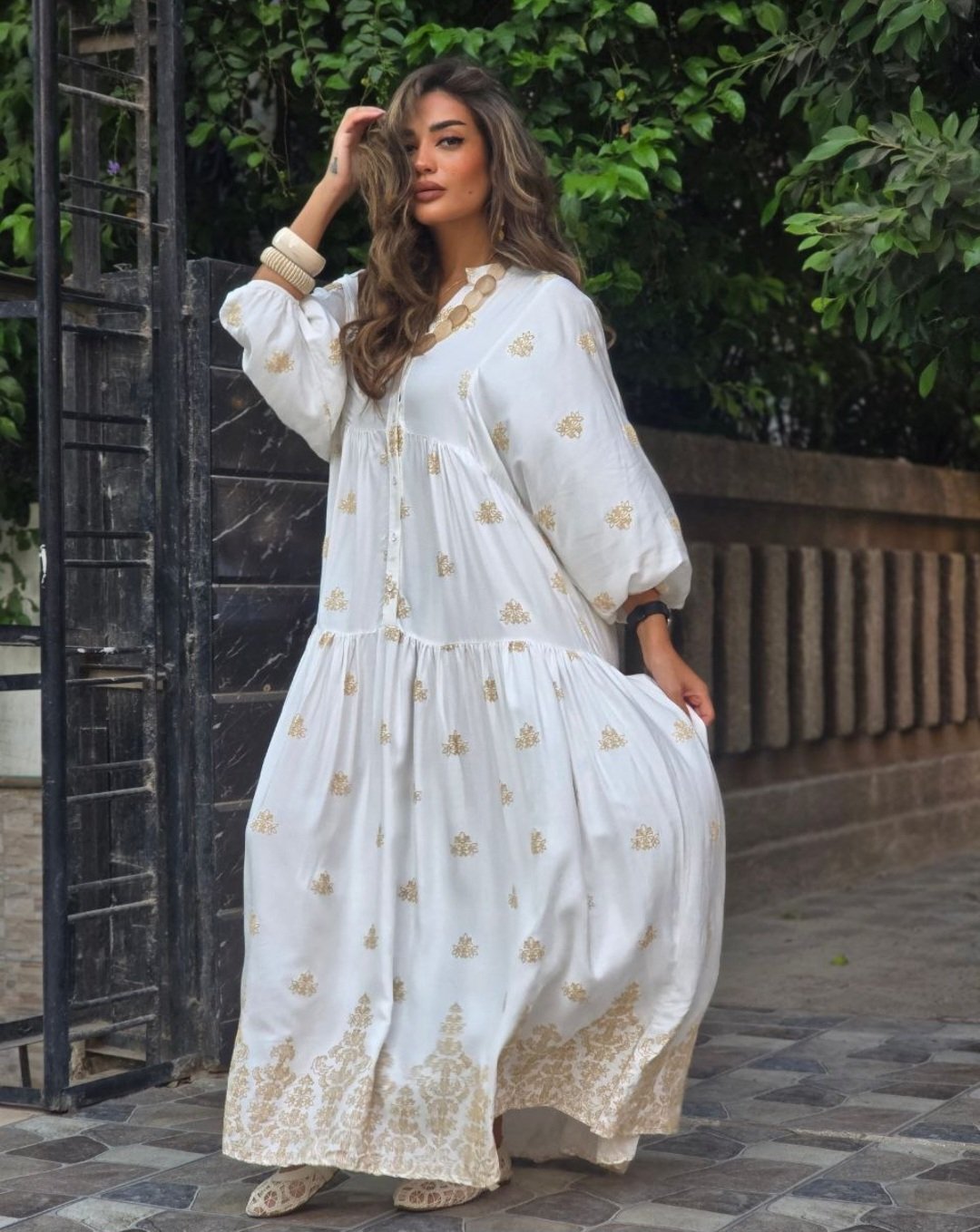White gold embroidered dress - Image 2