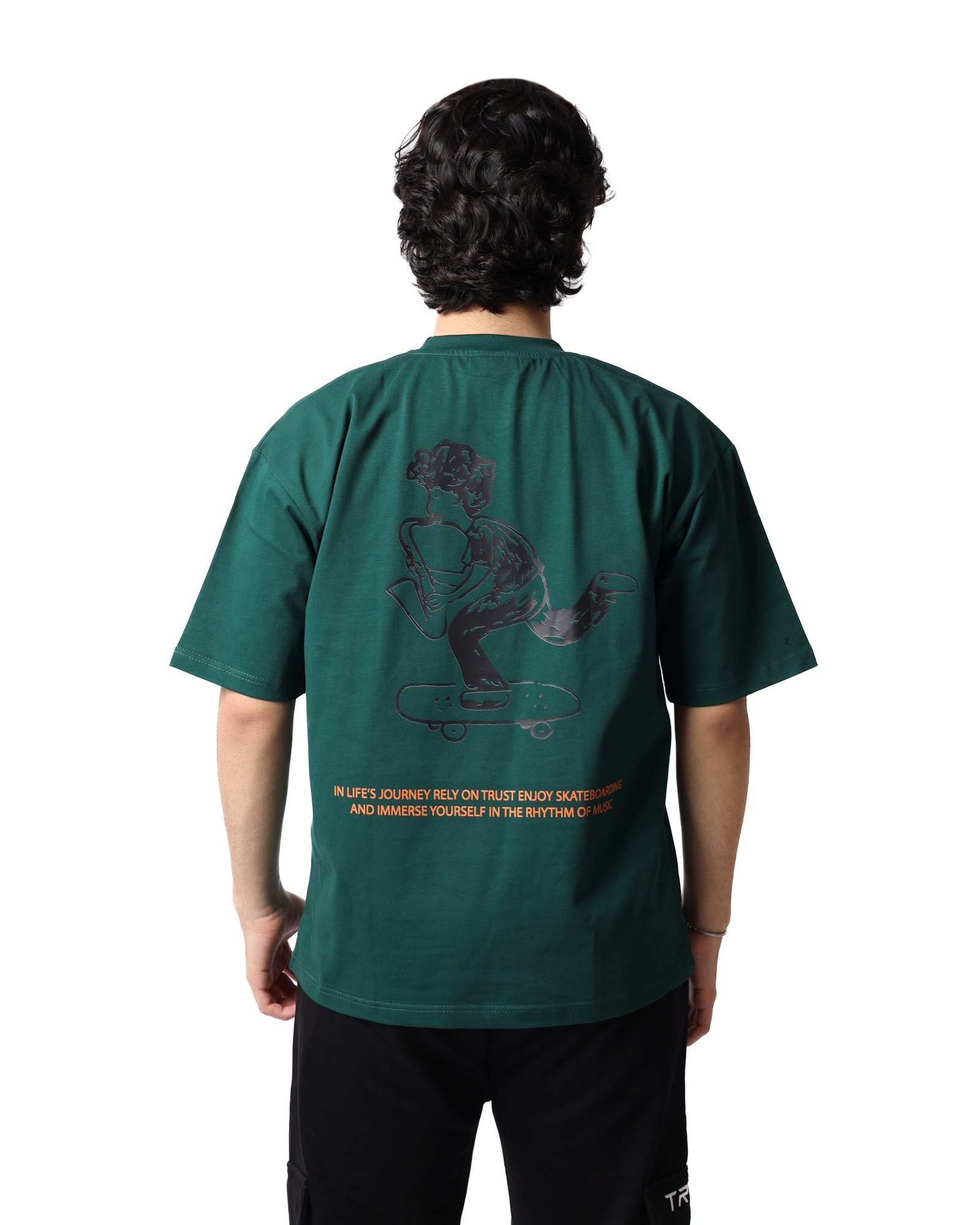 Green T-shirt - صورة 5