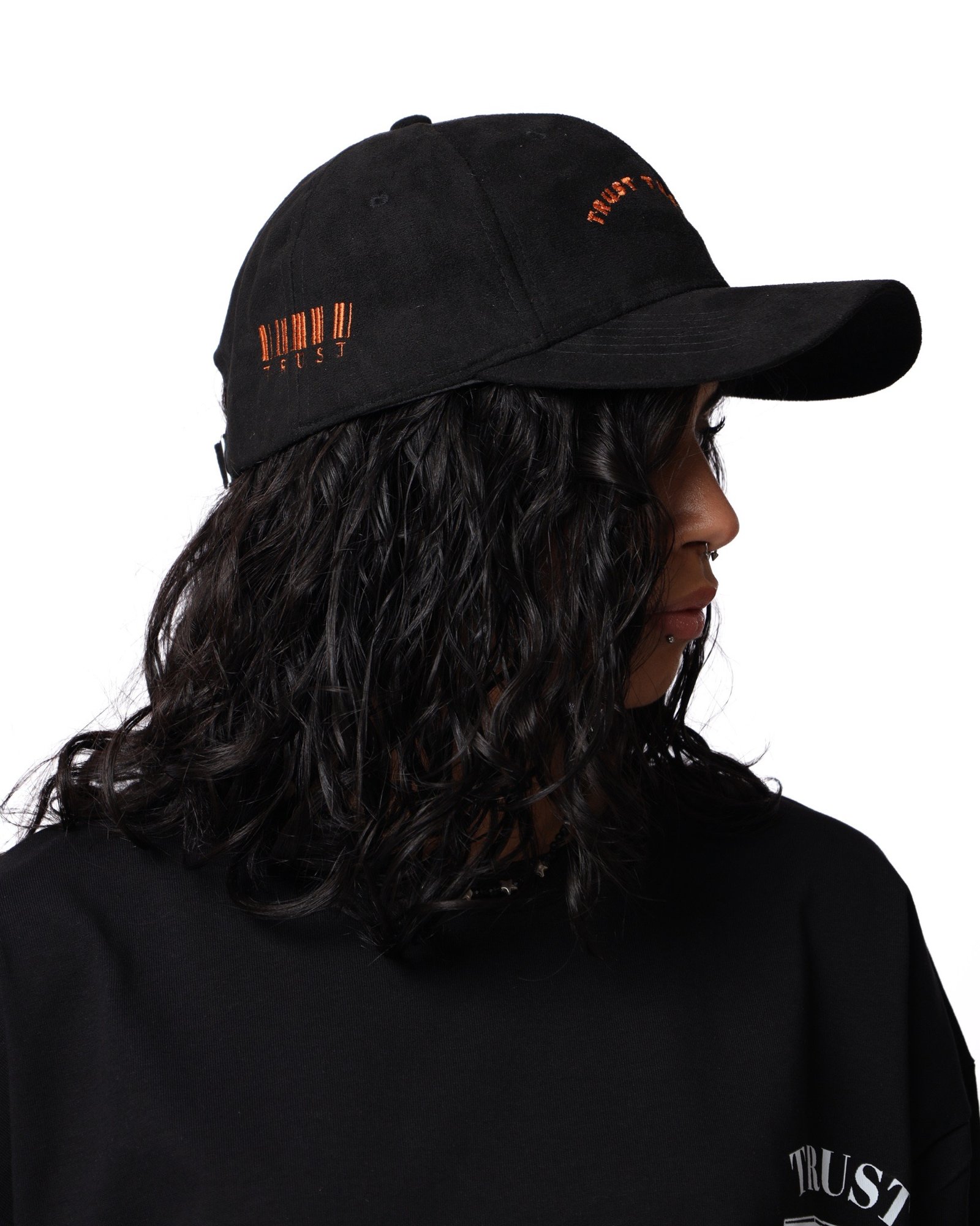 Black cap - صورة 1